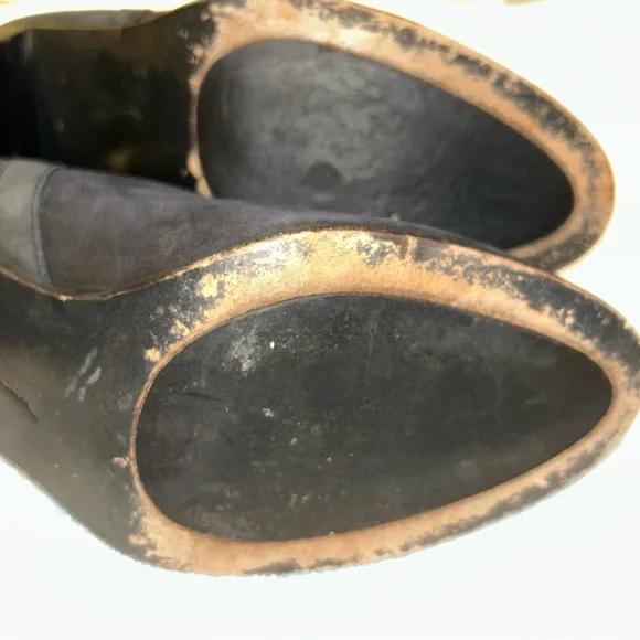 LLBean women black leather ankle boots /booties. Beautiful black leather. - Picture 4 of 9